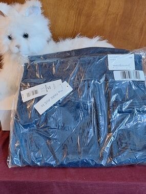 Westbound Navy Blue Ribbed Knit Skirt